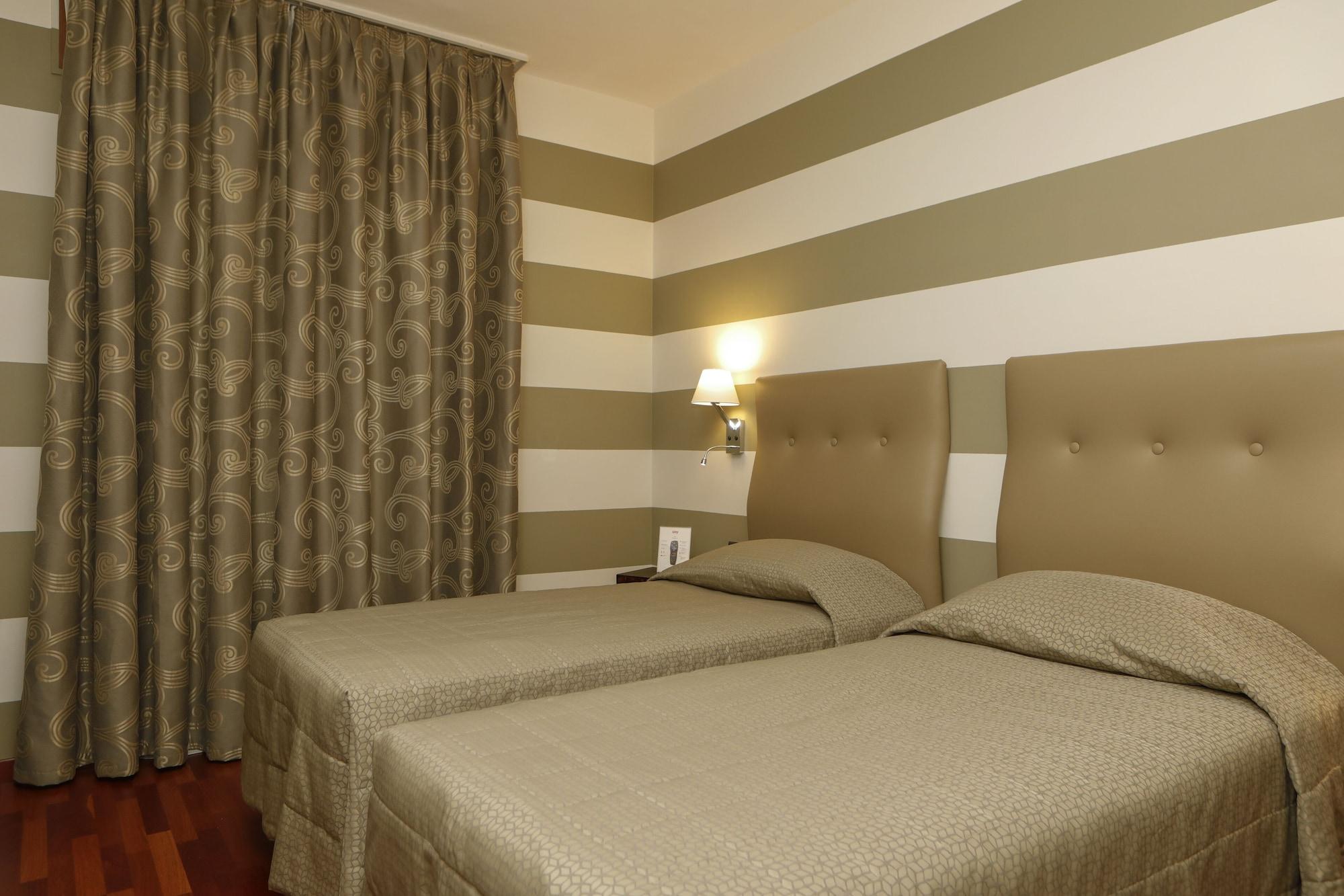 Hotel Lancaster 4*